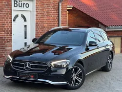 Schwarz Gebraucht 2022 Mercedes E220 Kombi | 25.950 € (Superpreis)
