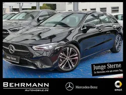 Metalliclack kosmosschwarz Gebraucht 2024 Mercedes CLA180 Shooting Brake Progressive Kombi | 33.790 €