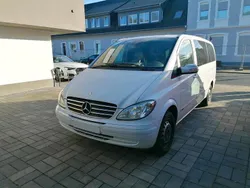 Weiß Gebraucht 2009 Mercedes Viano Van / Kleinbus | 11.900 € (Fairer Preis)