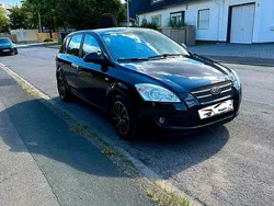 Schwarz Gebraucht 2009 Kia Ceed 2 Limousine | 1.999 € (Guter Preis)