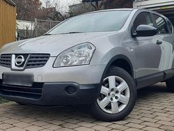 Silber Gebraucht 2009 Nissan Qashqai SUV | 4.300 € (Guter Preis)