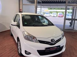 Weiß Gebraucht 2013 Toyota Yaris Cool Kleinwagen | 4.499 € (Guter Preis)