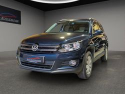 Blau Gebraucht 2011 VW Tiguan Sportline SUV | 10.990 € (Etwas zu teuer)