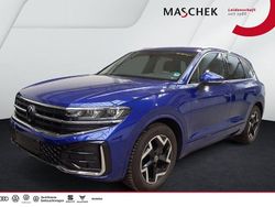 Lapiz blue metallic Gebraucht 2025 VW Touareg R-line SUV | 59.840 € (Etwas zu teuer)