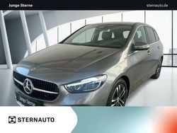 Metalliclack mountaingrau Gebraucht 2024 Mercedes B180 Progressive Van / Kleinbus | 28.560 € (Superpreis)