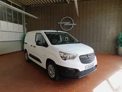 Weiss Gebraucht 2022 Opel Combo Edition Van / Kleinbus | 15.850 € (Guter Preis)