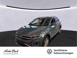 Blau (petroleum blue metallic) Gebraucht 2022 VW T-Roc Style SUV | 24.980 € (Etwas zu teuer)
