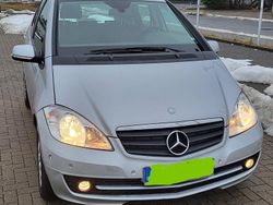 Silber Gebraucht 2011 Mercedes A160 Kleinwagen | 3.900 € (Fairer Preis)