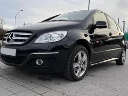 Schwarz Gebraucht 2009 Mercedes B180 Van / Kleinbus | 2.900 € (Guter Preis)