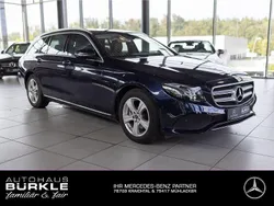 Blau Gebraucht 2017 Mercedes E220 Avantgarde Limousine | 27.850 € (Fairer Preis)