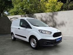 Weiß Gebraucht 2018 Ford Transit Van / Kleinbus | 8.500 € (Guter Preis)