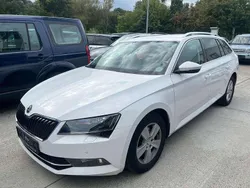 Candyweiss Gebraucht 2018 Skoda Superb Ambition Kombi | 19.950 € (Etwas zu teuer)