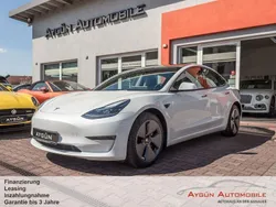 Pearl white multicoat Gebraucht 2023 Tesla Model 3 Long Range Limousine | 31.995 € (Guter Preis)