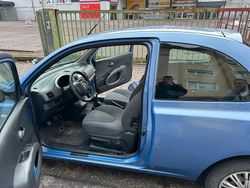 Blau Gebraucht 2005 Nissan Micra Kleinwagen | 500 € (Guter Preis)
