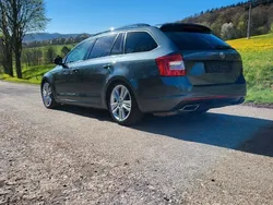 Grau Gebraucht 2017 Skoda Octavia RS Kombi | 15.990 € (Fairer Preis)