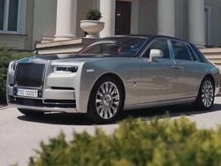 Grau Gebraucht 2021 Rolls Royce Phantom Limousine | 420.000 €