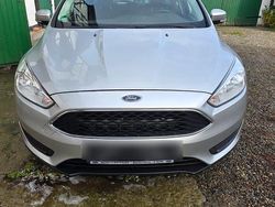 Silber Gebraucht 2014 Ford Focus Kombi | 5.450 € (Fairer Preis)