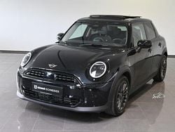 Midnight black ii metallic Gebraucht 2025 Mini Cooper Classic Kleinwagen | 30.750 € (Fairer Preis)