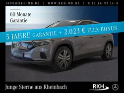 Grau Gebraucht 2024 Mercedes EQA300 Electric Art SUV | 35.800 € (Guter Preis)