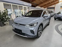Grau Gebraucht 2023 VW ID.4 Pro Performance SUV | 32.750 € (Guter Preis)
