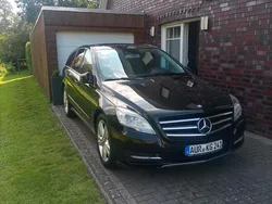 Schwarz Gebraucht 2012 Mercedes R350 AMG Van / Kleinbus | 12.500 € (Fairer Preis)