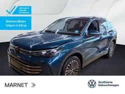 Nightshade blue metallic Gebraucht 2024 VW Tiguan Elegance SUV | 37.830 € (Fairer Preis)