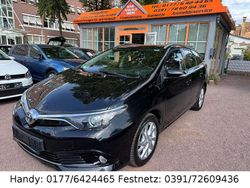 Schwarz Gebraucht 2017 Toyota Auris Kombi | 8.990 € (Guter Preis)