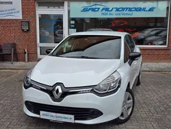 Weiß Gebraucht 2016 Renault Clio IV Experience Limousine | 7.490 € (Fairer Preis)