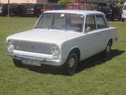 Weiß Gebraucht 1967 Fiat 124 Limousine | 14.500 €