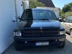 Schwarz Gebraucht 1998 Dodge Magnum | 12.899 €