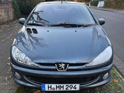 Grau Gebraucht 2005 Peugeot 206 CC Platinum Cabrio | 2.750 € (Fairer Preis)