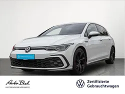 Weiß (pure white) Gebraucht 2022 VW Golf VIII GTD Limousine | 28.240 € (Guter Preis)