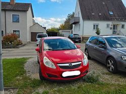 Rot Gebraucht 2009 Opel Corsa Edition Limousine | 4.000 € (Teuer)