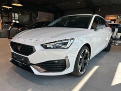 Weiß Gebraucht 2024 Cupra Leon Limousine | 29.450 € (Etwas zu teuer)