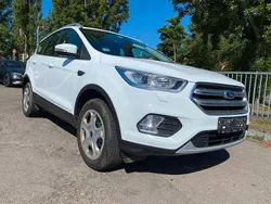 Weiß Gebraucht 2018 Ford Kuga Cool & Connect SUV | 13.500 € (Guter Preis)
