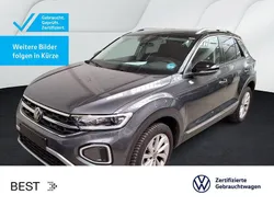 Indiumgrau metallic/schwarz Gebraucht 2024 VW T-Roc Style SUV | 28.949 € (Guter Preis)