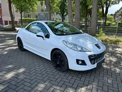 Weiß Gebraucht 2012 Peugeot 207 CC Platinum Cabrio | 3.600 € (Guter Preis)