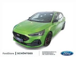 Gruen Neu 2025 Ford Focus ST Limousine | 43.980 € (Fairer Preis)
