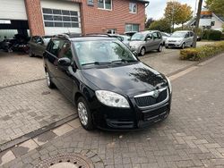 Schwarz Gebraucht 2009 Skoda Fabia Kombi | 2.599 € (Etwas zu teuer)