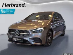 Grau Gebraucht 2024 Mercedes B250e AMG Van / Kleinbus | 34.890 € (Guter Preis)