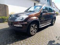 Braun Gebraucht 2013 Ssangyong Rexton Crystal SUV | 3.000 €