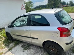 Silber Gebraucht 2008 Toyota Yaris Kleinwagen | 2.350 € (Teuer)