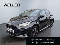 Schwarz Neu 2025 Toyota Yaris Hybrid Comfort Kleinwagen | 23.990 € (Guter Preis)