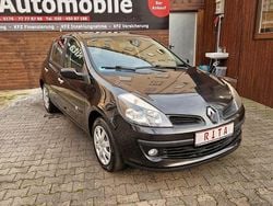 Schwarz Gebraucht 2007 Renault Clio II Limousine | 4.980 € (Teuer)