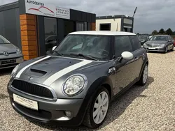 Grau Gebraucht 2010 Mini Cooper S Coupé Coupé | 6.490 €