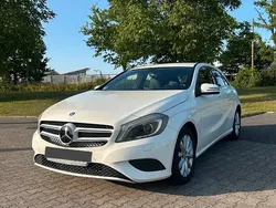 Weiß Gebraucht 2014 Mercedes A180 Limousine | 12.000 € (Fairer Preis)