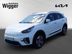 Swp) snow white pearl (weiss Gebraucht 2021 Kia e-Niro 3 SUV | 24.490 € (Fairer Preis)