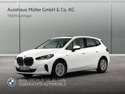 Mineralweiss Gebraucht 2023 BMW 225 Active Tourer Sport Line Van / Kleinbus | 33.320 € (Fairer Preis)