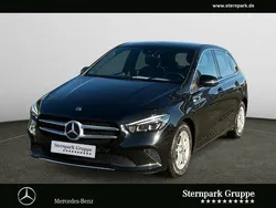 Schwarz Gebraucht 2019 Mercedes B180 Progressive Van / Kleinbus | 24.490 € (Fairer Preis)