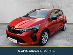 Rot Gebraucht 2025 Renault Clio V Evolution Kleinwagen | 20.490 € (Fairer Preis)